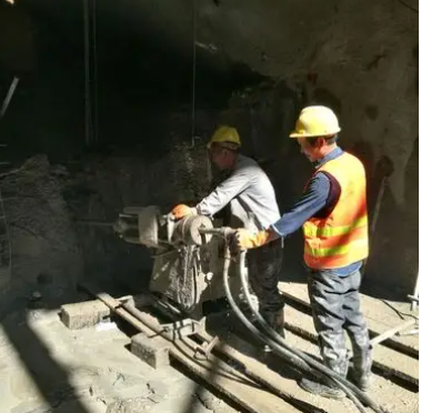 南澳水下抗分散灌浆料特点 水下不分散注浆料介绍